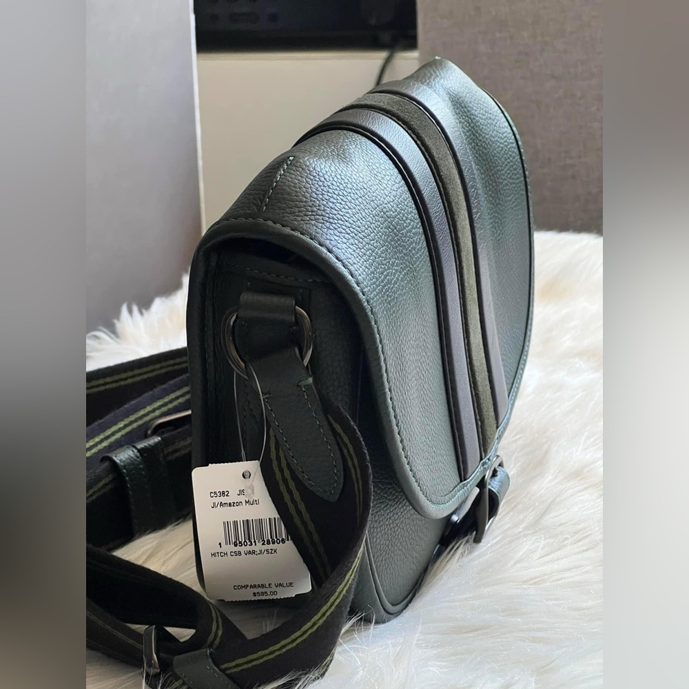💰SOLD - C5382 - Coach Hitch Crossbody with Varsity Stripe - Picture 2 of 12